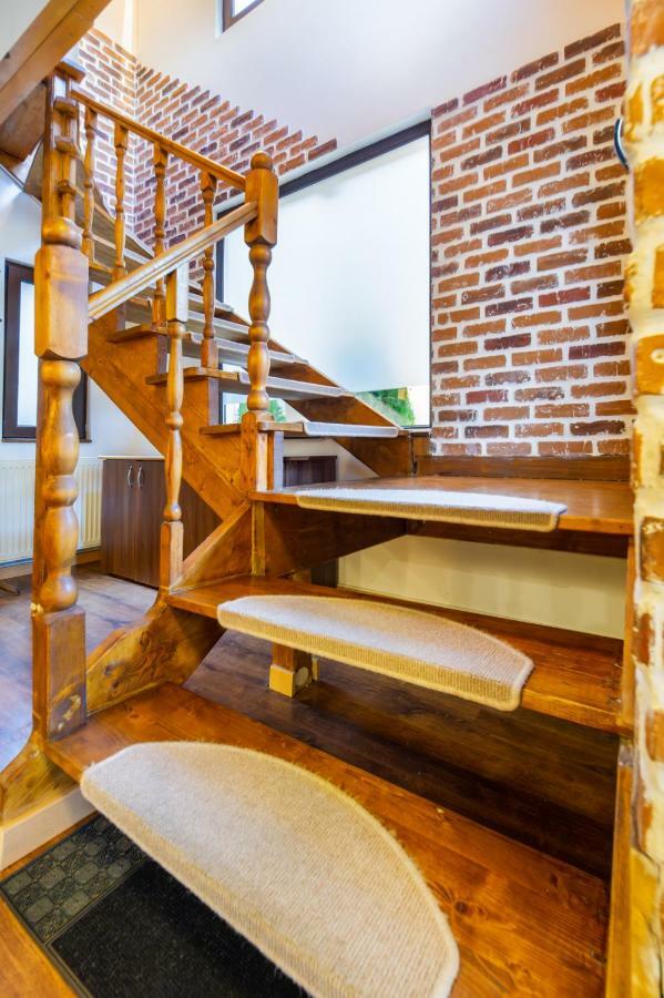 Апартаменты Casa Ivett Брашов Экстерьер фото